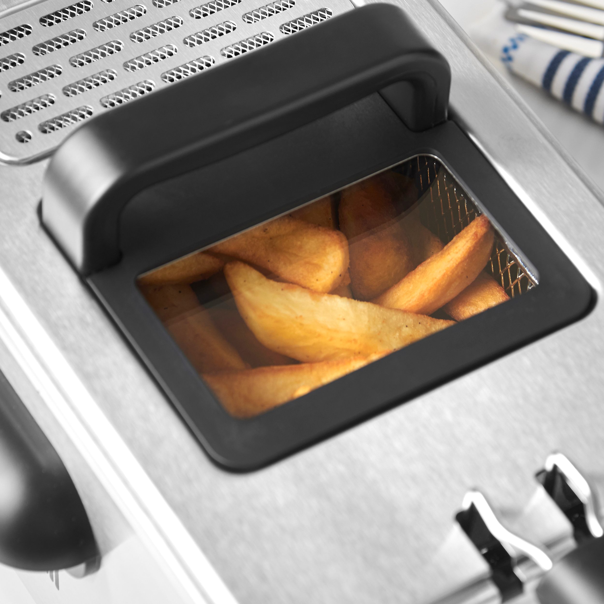 deep fat fryer