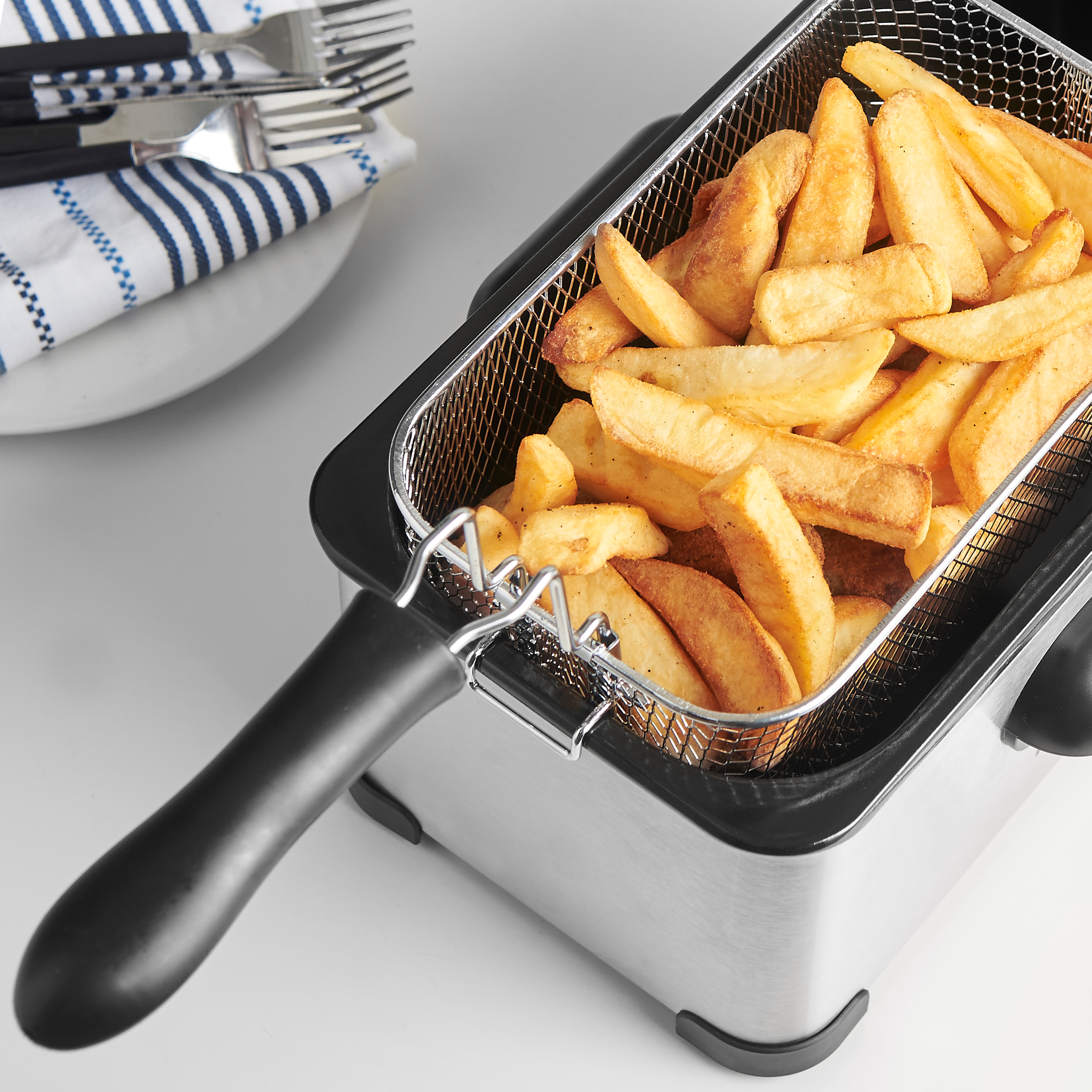deep fat fryer
