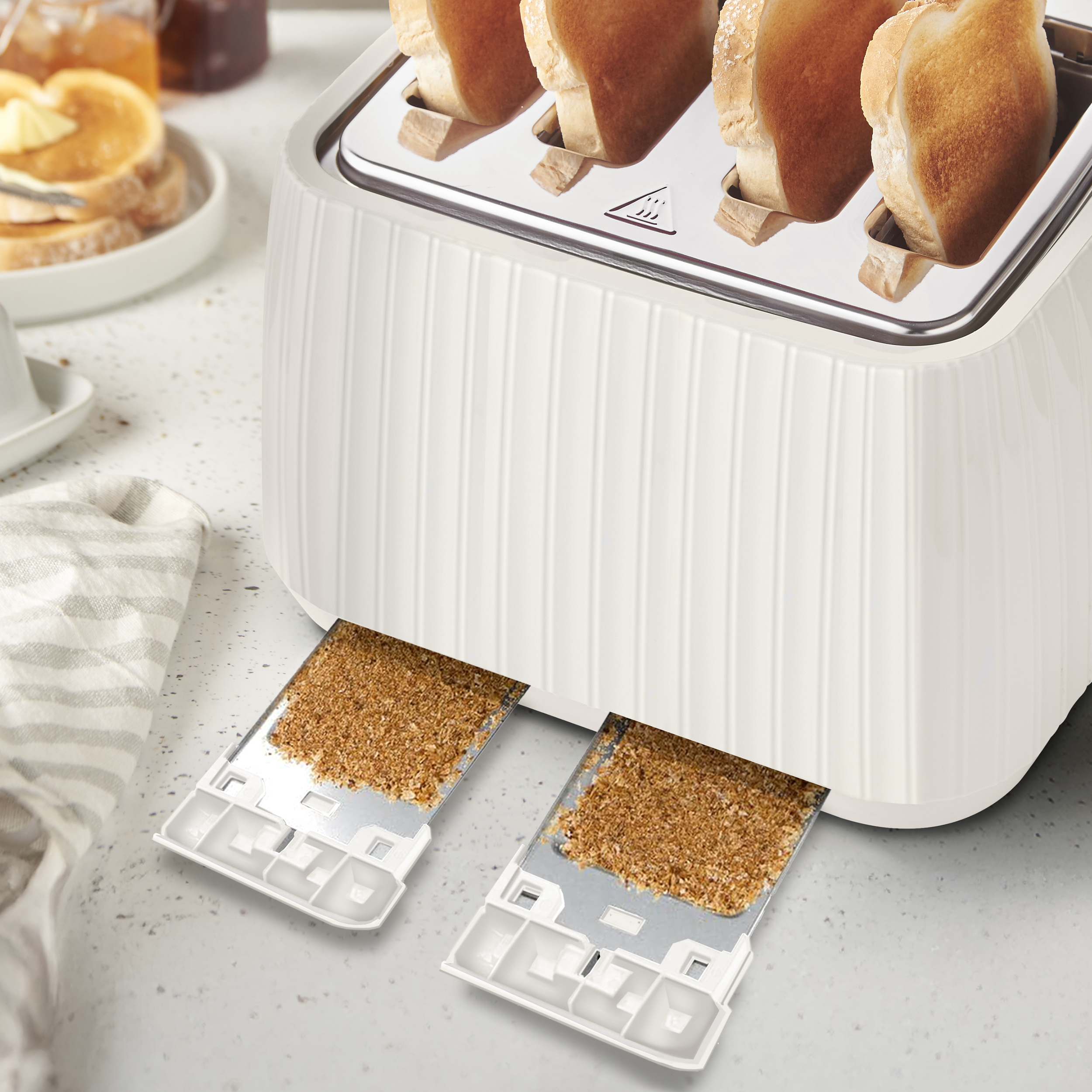 Flow Kettle & 4 Slice Toaster Set - White