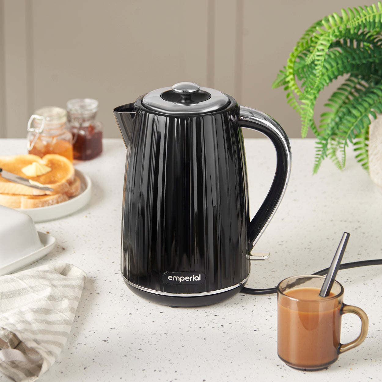 Flow 1.7L Kettle - Black