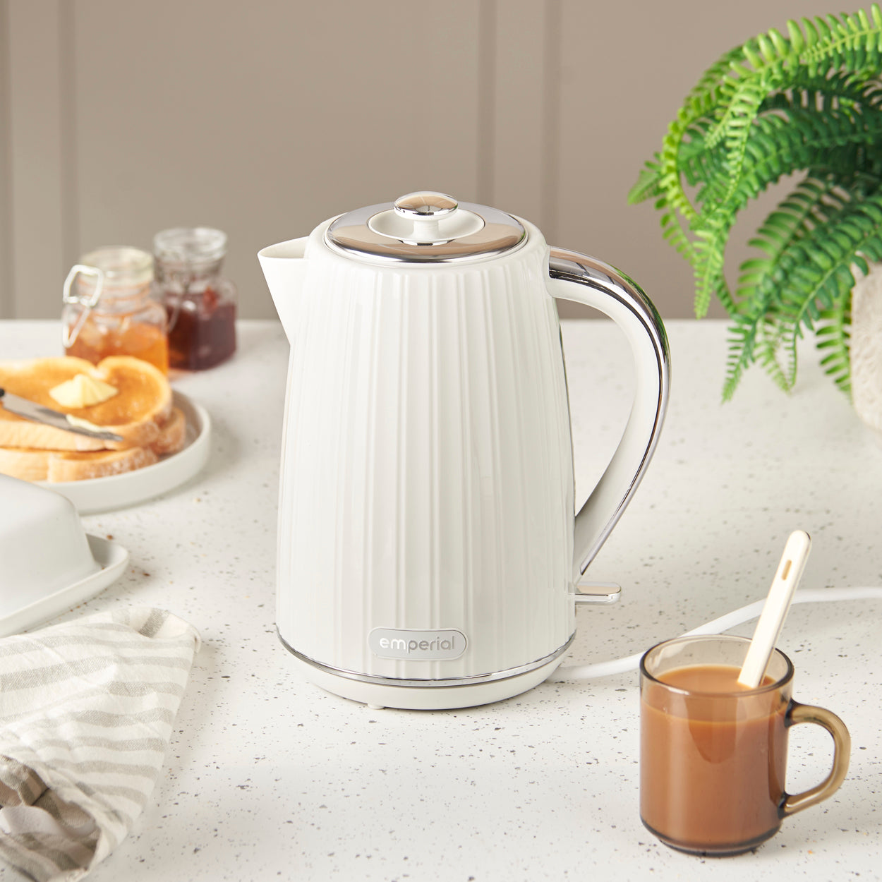 Flow 1.7L Kettle - White