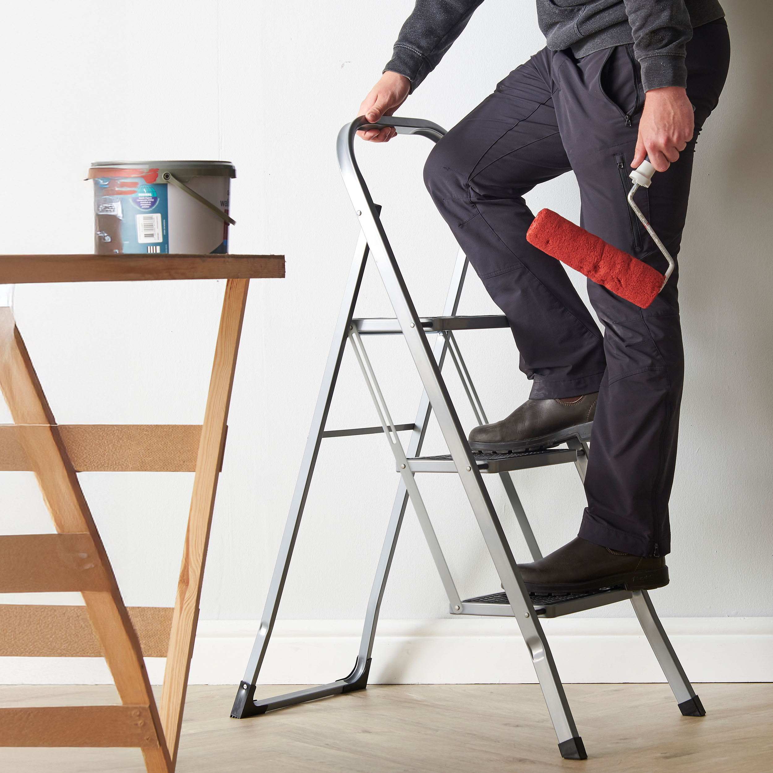 3 Step Steel Ladder