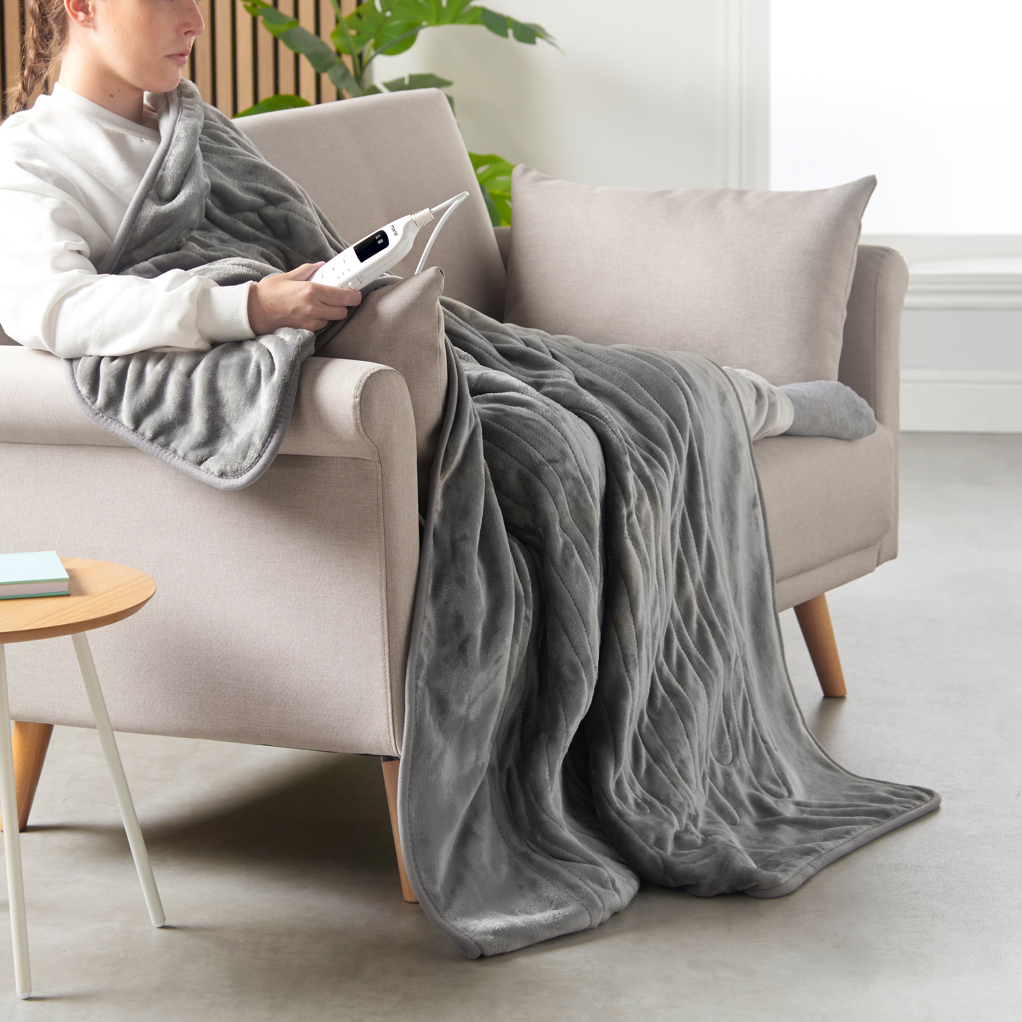 Electric Heated Throw Blanket - Grey