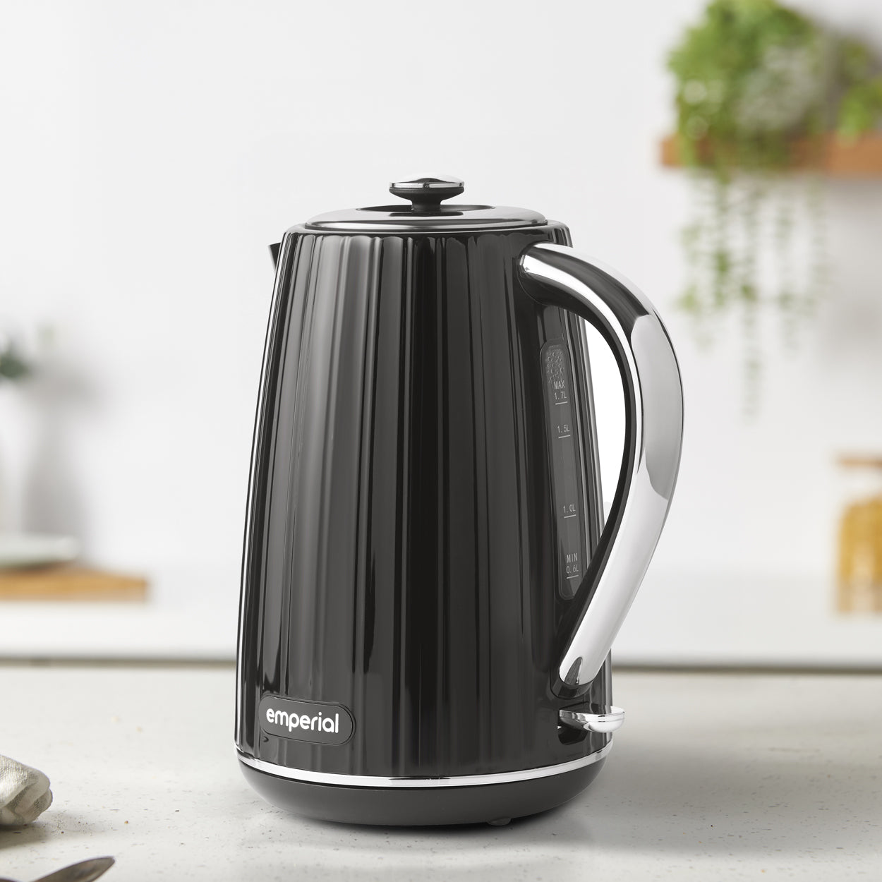 Flow 1.7L Kettle - Black
