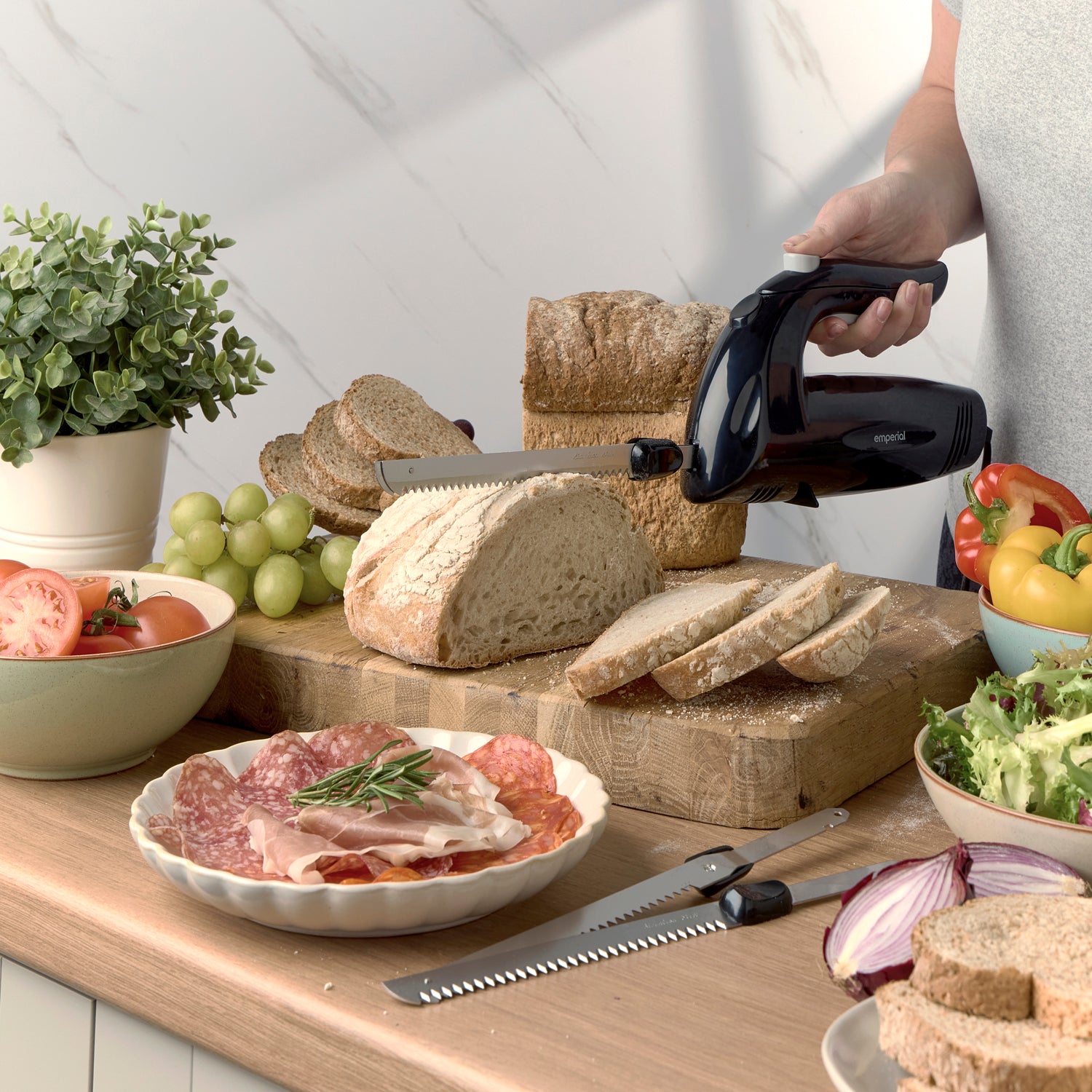 Electric Carving Knife