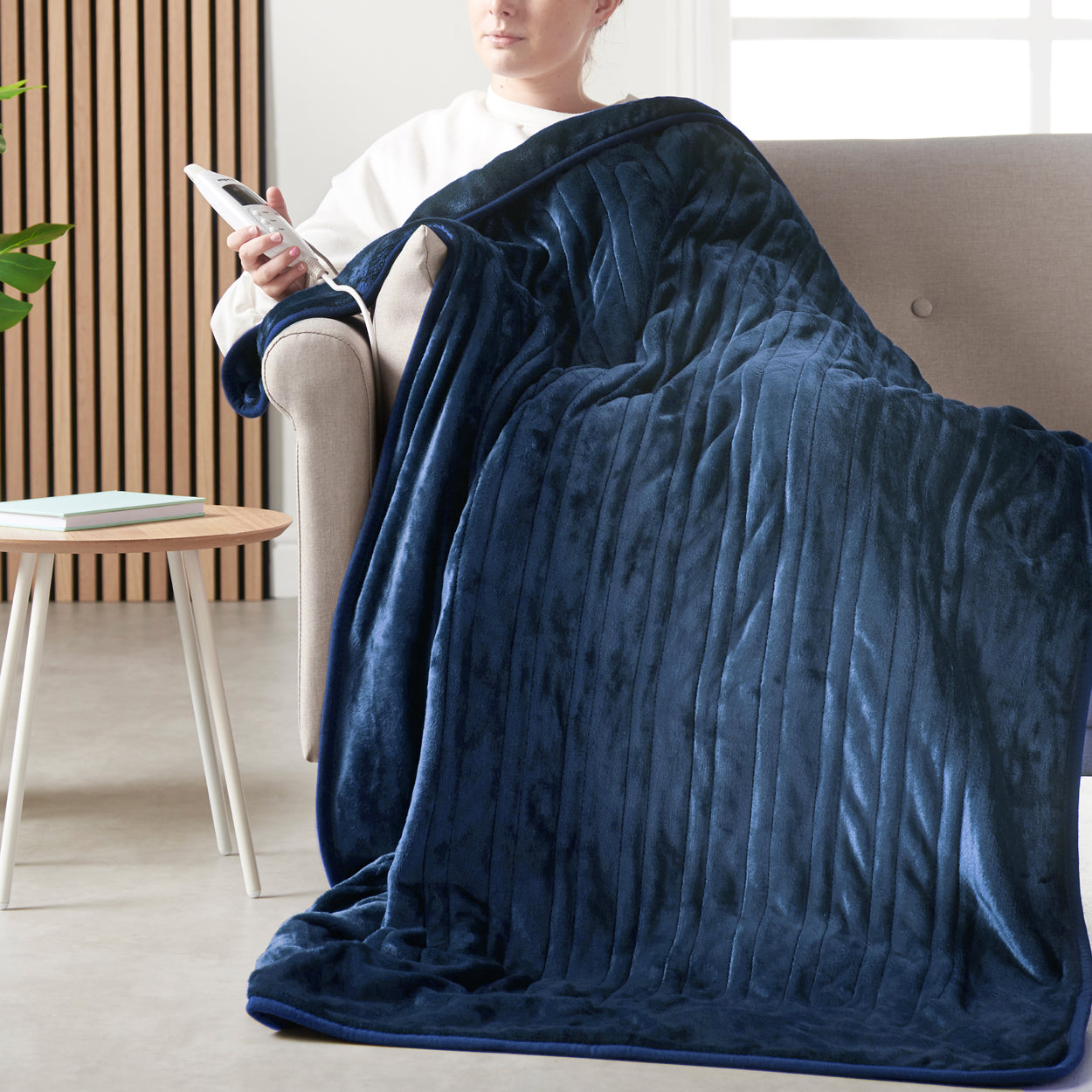 Electric Heated Throw Blanket - Navy
