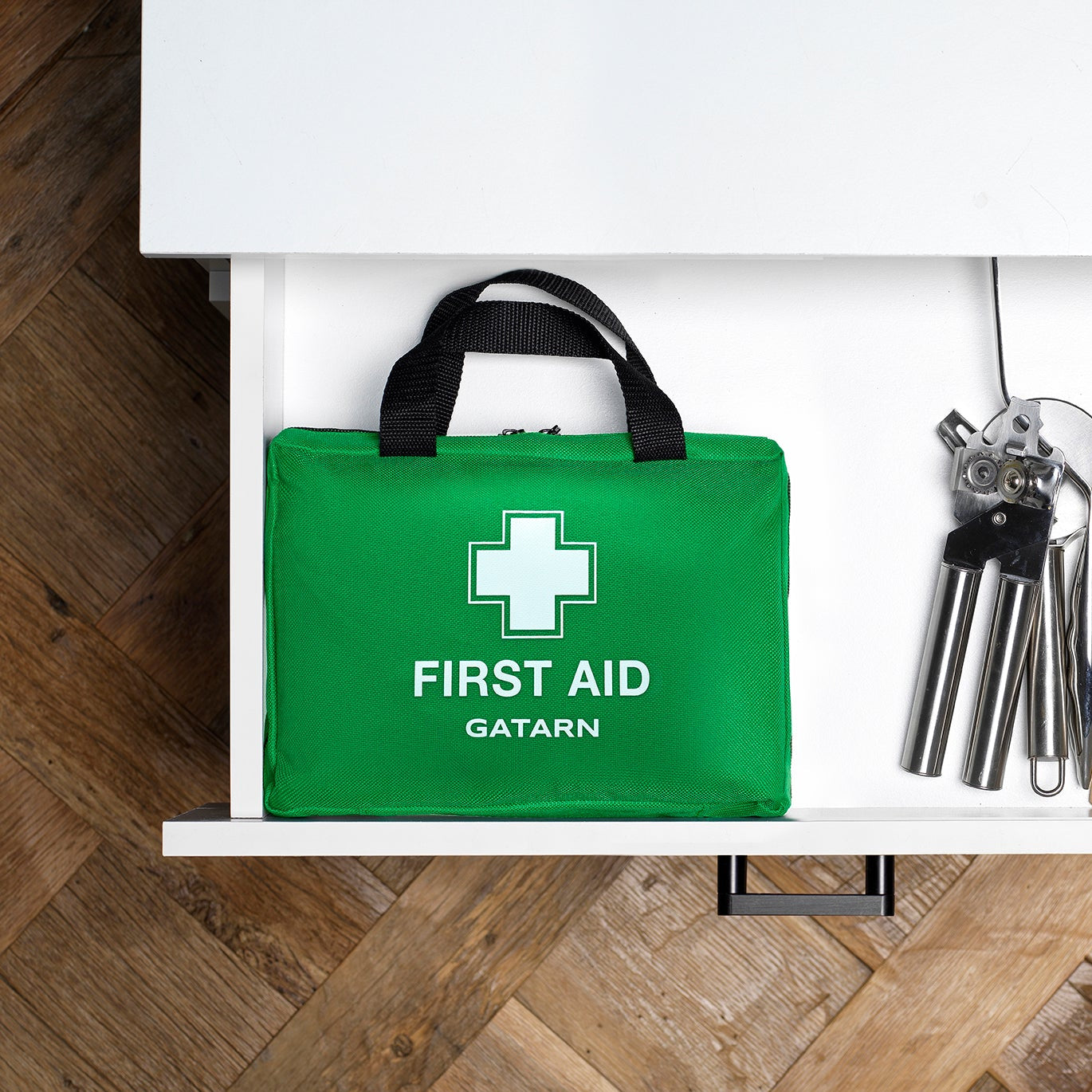 320 Piece First Aid Kit Bag